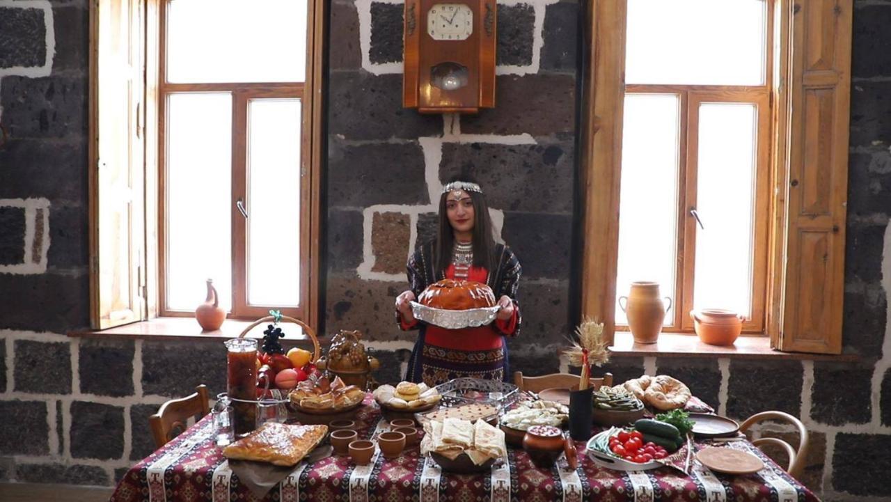 Guesthouse Emma Gyumri Extérieur photo