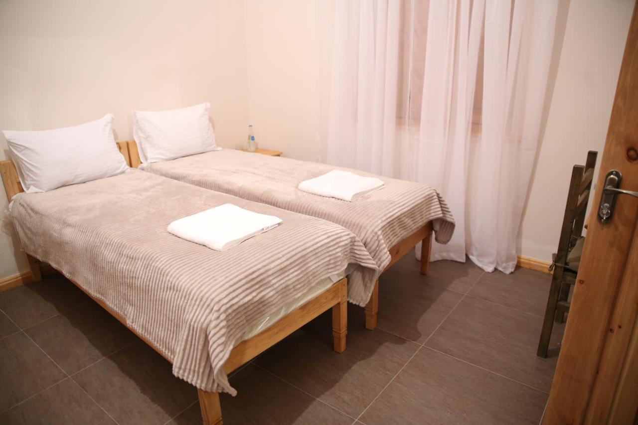 Guesthouse Emma Gyumri Extérieur photo